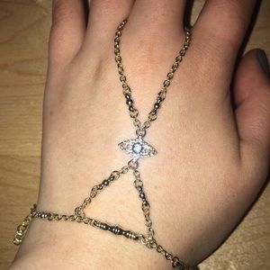 kendra scott hand chain